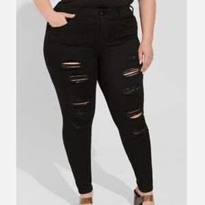 Torrid Women's Distressed Black Skinny Jeans